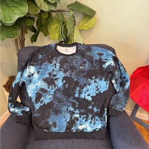 Under Armour Men's Black and Blue Crewneck Sweater